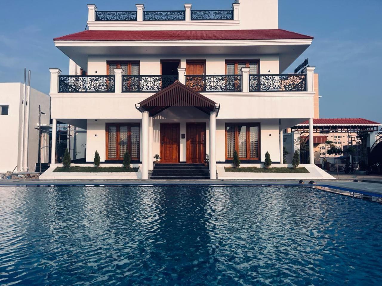 Grb Resort Tiruchchendūr Esterno foto